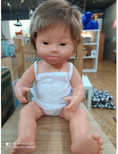 Boneco com Síndrome Down